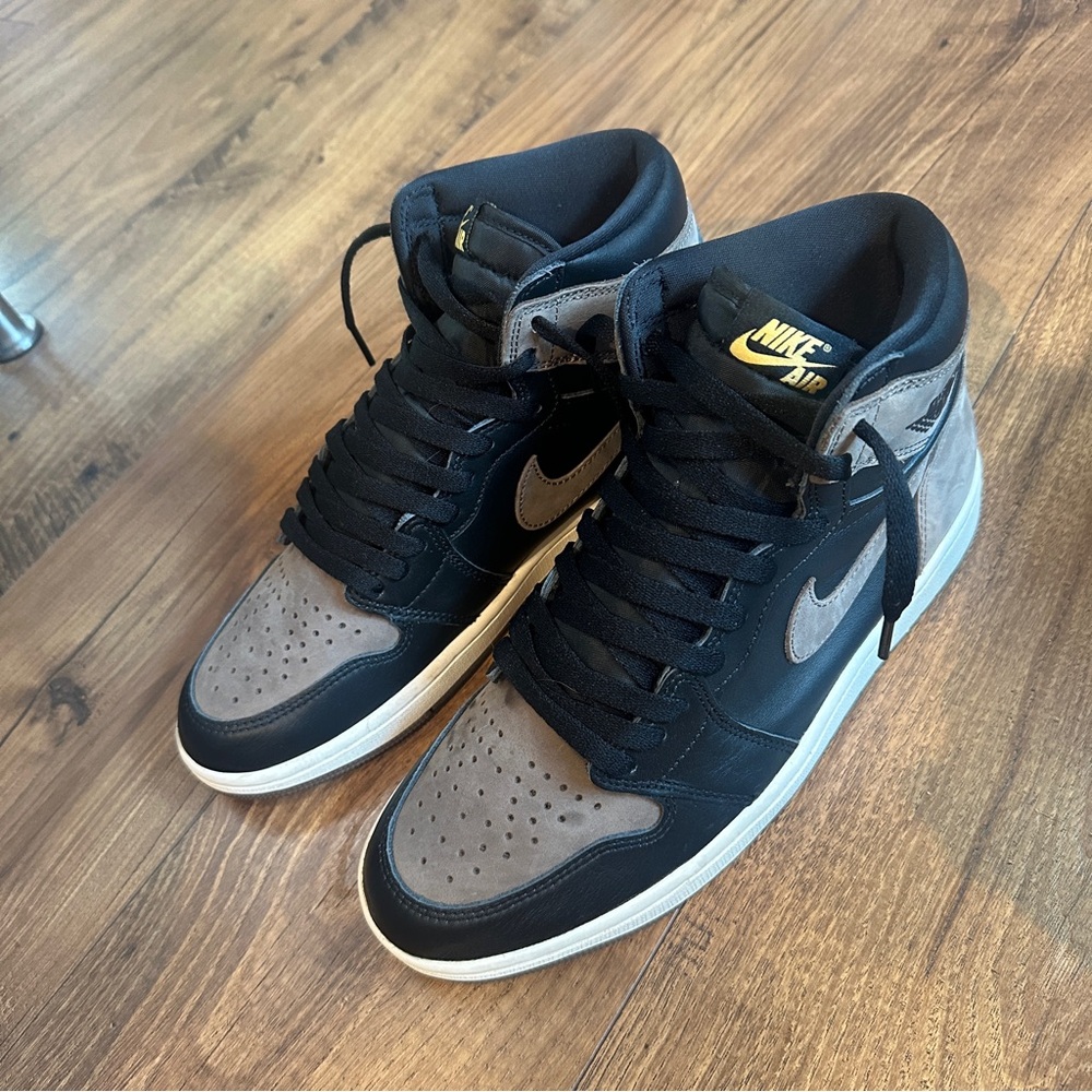 Air Jordan 1 Retro High OG Palomino size 9.5M